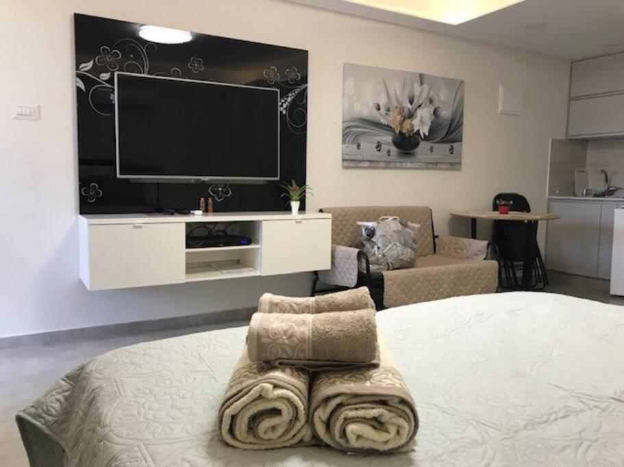 Coral Suite New Vacation Apartment Ейлат Екстер'єр фото